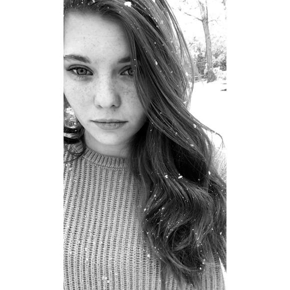 Meet your Posher, Katarina - Picture 1 of 1